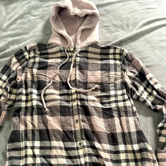 American Eagle Outfitters Tops American Eagle Hooded Flannel